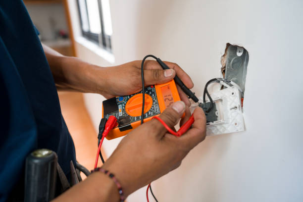 Best Home Electrical Repair  in Dyersville, IA
